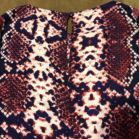 Snake print long sleeve blouse - Picture 7 of 7